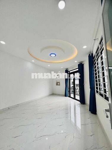 Nhà Mới Xây 100% DT 220m2 1Trệt 1Lửng 3Lầu 5Pn 5Wc Sẳn Máy Lạnh