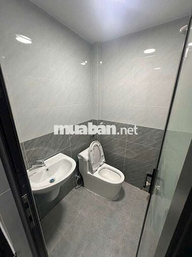 Nhà đường số ngay chợ Tân Hưng 2 căn 1 căn 7tr 1 căn 10tr cọc 1 tháng