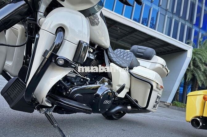 Siêu Lướt - Nhiều Đồ Chơi - HARLEY RoadGlide 114Ci