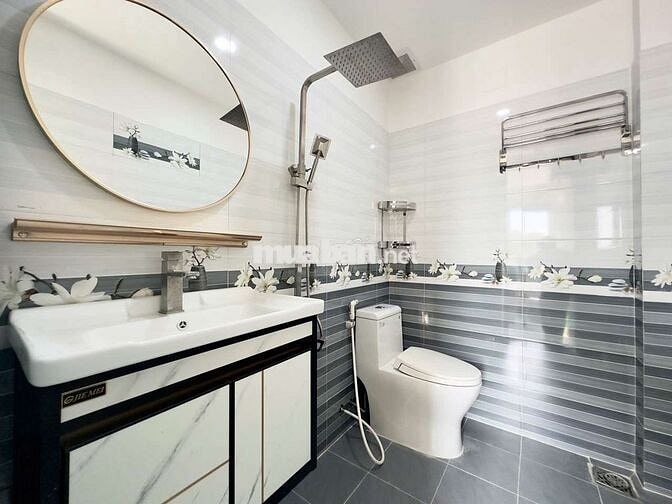 Căn hộ Penthouse ngay Lý Thường Kiệt