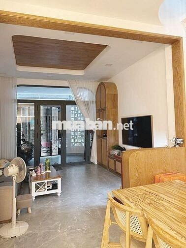 Chính chủ bán nhà đẹp mới xây 5 tầng đường 3/2, 233,7m2 chỉ15 tỷ nhỉnh