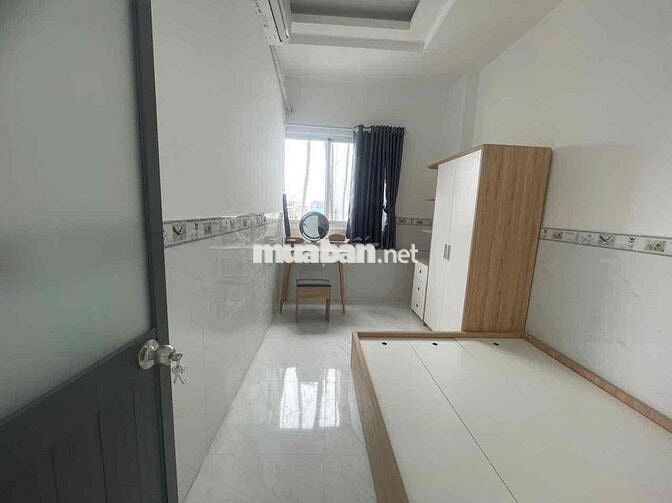 Cho Thuê Căn Hộ 2PN Full Nội Thất_Ban Công_Máy Giặt Riêng📍CMT8, Quận 3