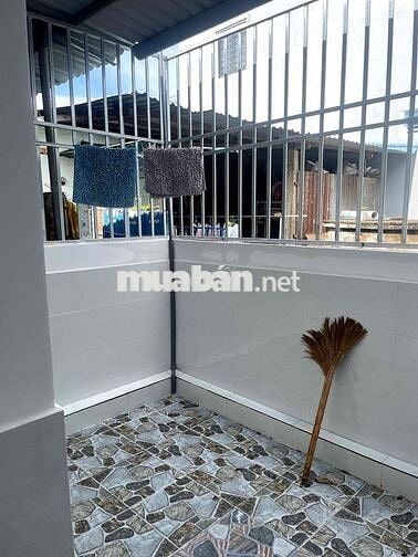 bán gấp nhà mặt tiền đường buôn bán kinh doanh