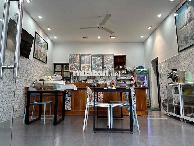 cho thue khach san 3 sao 1000m2 view dep , gan long beach phu quoc