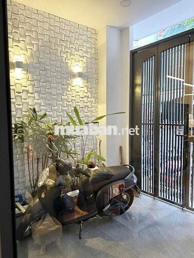 Chính chủ bán nhà đẹp mới xây 5 tầng đường 3/2, 233,7m2 chỉ15 tỷ nhỉnh