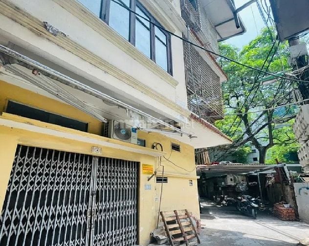 Bán gấp nhà hàng hiếm cầu giấy, ngõ ô tô qua nhà, mặt tiền 10m, 7.5 tỷ
