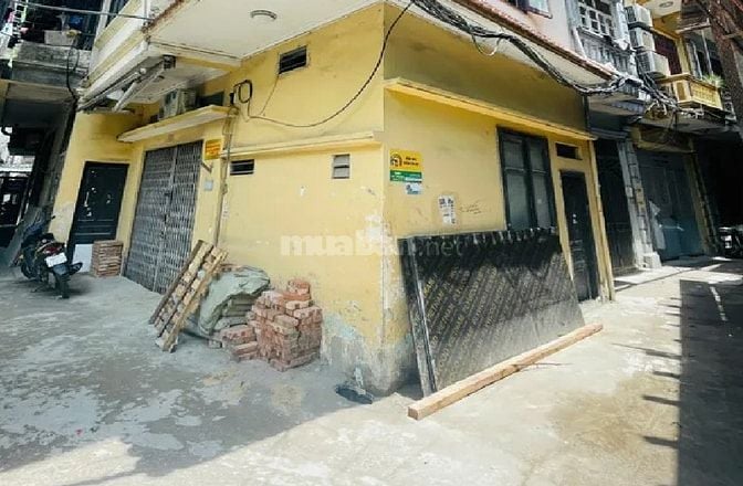Bán gấp nhà hàng hiếm cầu giấy, ngõ ô tô qua nhà, mặt tiền 10m, 7.5 tỷ
