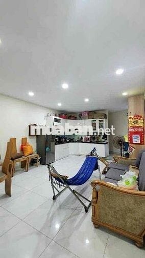 Ô tô ngủ nhà giá 7 Tỷ hơn, nhà 5 tấm hoàn công đủ - 6PN6WC
