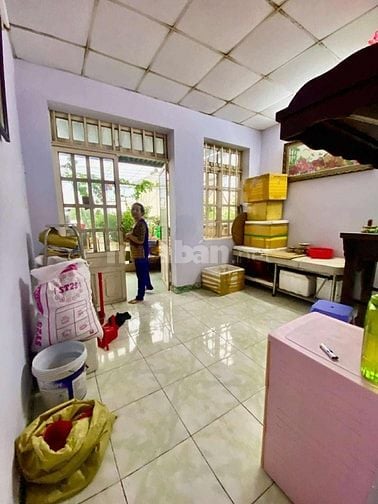 NHÀ 3 TẦNG MỚI- 1/ HUỲNH THỊ HAI - HẺM XE OTO 7 CHỖ ĐẬU CỬA 