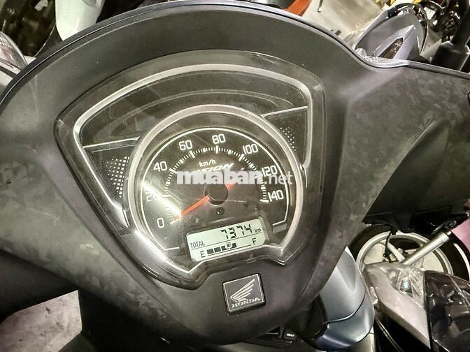 Honda Vision phiên bản đặc biệt. Chính chủ đầu SG