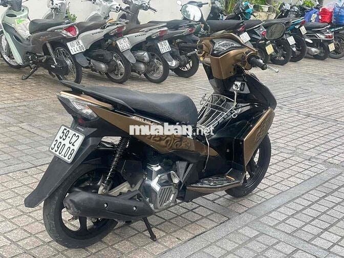 air blade 125 2014 trả trc 9tr2 nhận xe