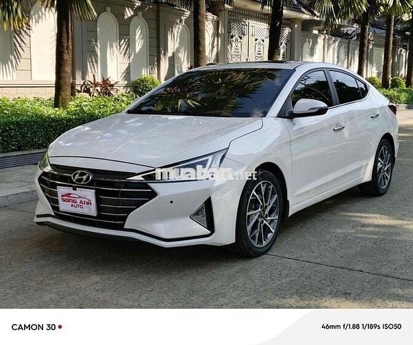 Hyundai Elantra 2021 2.0 AT - Siêu đẹp