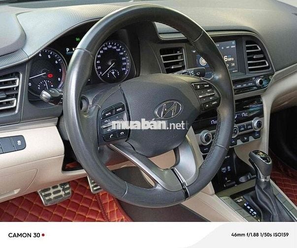 Hyundai Elantra 2021 2.0 AT - Siêu đẹp