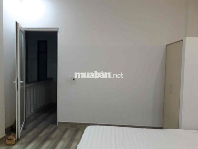 Cho thuê căn hộ đủ nội thất studio chính chủ