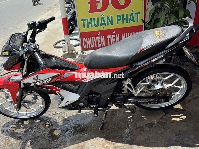 Thanh lý sonic đỏ đen đẹp keng odo ít chính chủ