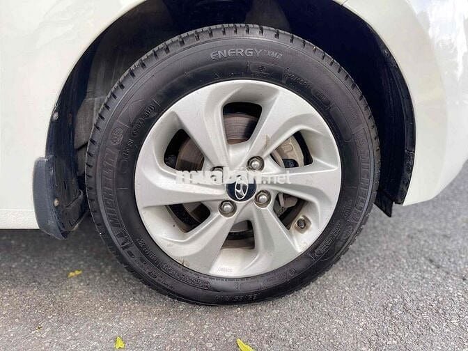 Hyundai Grand i10 2018 Sedan 1.2 MT - 95000 km