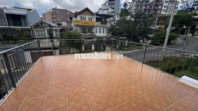 CHO THUÊ NHÀ NGUYÊN CĂN 120M2 MẶT TIỀN, 4 PHÒNG NGỦ, HÀ HUY TẬP