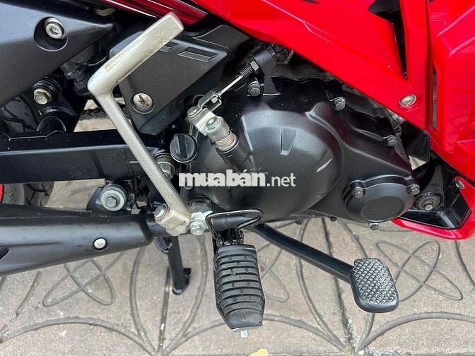 Exciter 5p71 2010 đầu nồi zin êm, máy dữ.