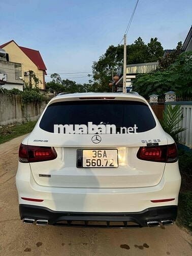 Mercedes Benz GLC 2018 250 4Matic - 90000 km