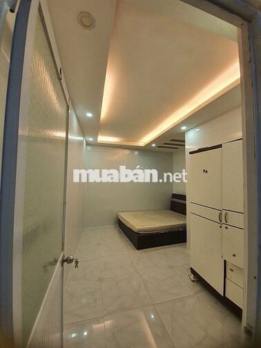 PHÒNG 30M2 - BÌNH THẠNH_ GẦN NGÃ TƯ HÀNG XANH - UTH-UEF-HUTECH-FTU