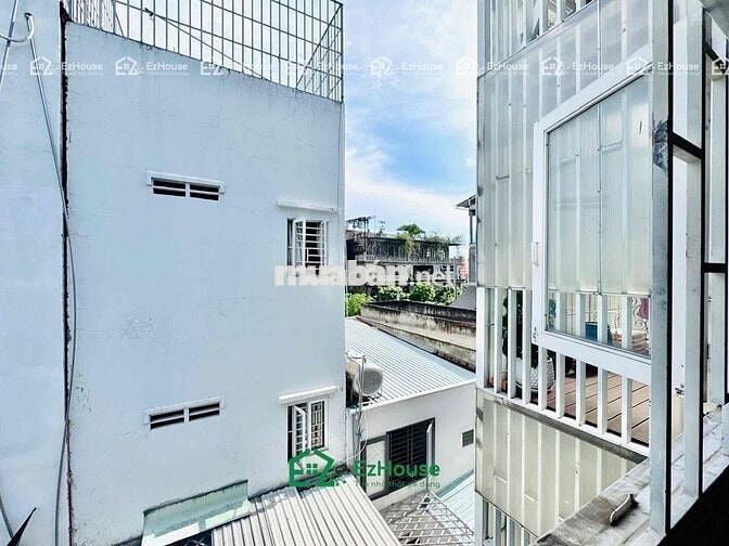 PHÒNG NẰM SÁT ĐẠI HỌC VĂN HIẾN DIỆN TÍCH KHỔNG LỒ ( Ở Được 4 người )