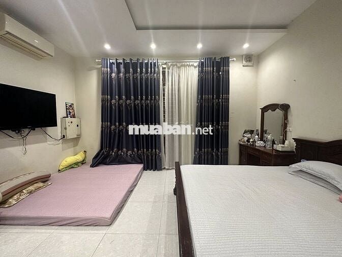 LIỀN KỀ LOUIS CITY ĐẠI MỖ -100M-5 TẦNG-GARA-VỈA HÈ-VIEW VƯỜN HOA -VIP