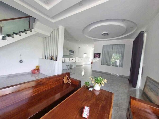 Bán Biệt Thự Chánh Nghĩa Thủ Dầu Một 520 m2
