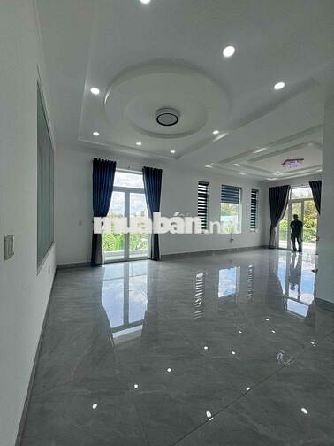 Bán Biệt Thự Chánh Nghĩa Thủ Dầu Một 520 m2