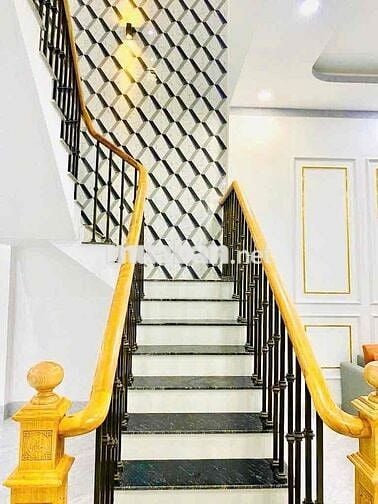 EM Bán nhà một trệt một lầu thiết kế theo phong cách hiện đại. Kp3a Tr