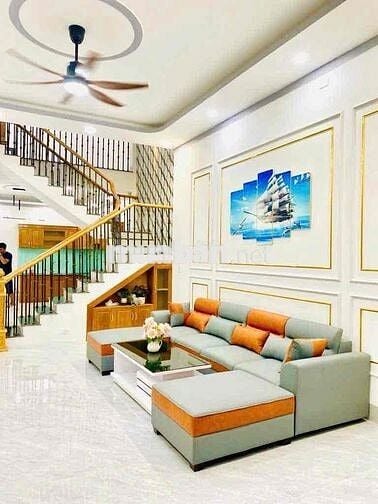 EM Bán nhà một trệt một lầu thiết kế theo phong cách hiện đại. Kp3a Tr