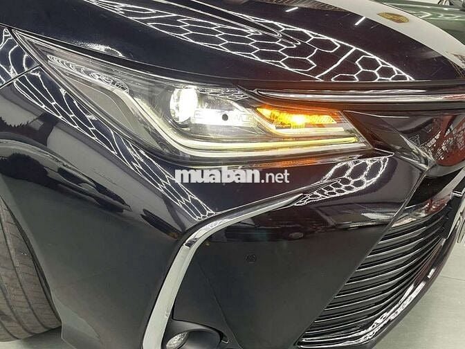 Toyota Altis 2022 1.8V - 65000 km chất xe cực đẹp