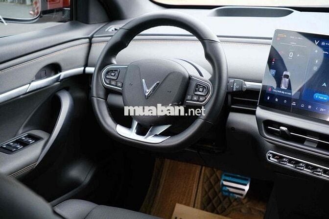 VinFast VF6 2025 - 11000 km