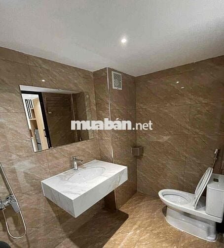 DUPLEX 4 NGƯỜI 4 XE NGAY HÀNG XANH