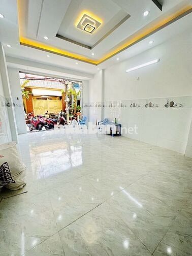 Bán Nhà, Hẻm Xe Hơi Thông, Nguyễn Sơn, Tân Phú,60M2, 3 Tầng,Nhỉnh 6 Tỷ