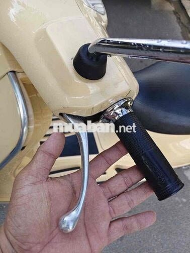 Vespa FI 3vie . 213 biển sg ngay chủ ký xe cọp