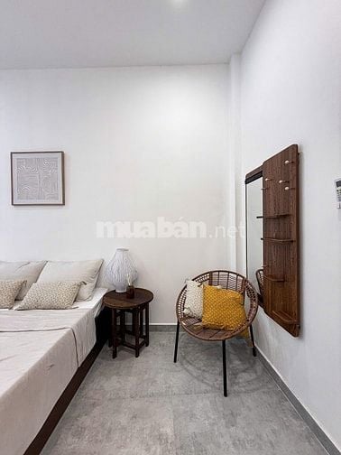 NHỈNH 5 TỶ, TẶNG FULL NỘI THẤT QUẬN 10 KẾ ĐH KINH TẾ - 32M2 4 TẦNG 4PN