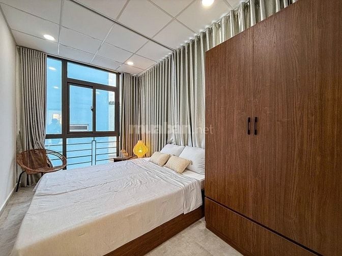 NHỈNH 5 TỶ, TẶNG FULL NỘI THẤT QUẬN 10 KẾ ĐH KINH TẾ - 32M2 4 TẦNG 4PN