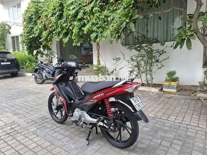 Xe suzuki Axelo nguyên gin