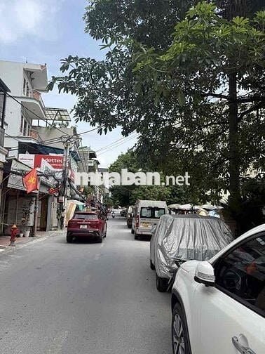 Chính Chủ Bán Mảnh Đất 60m ở Long Biên Siêu Đẹp Ngõ Thông Ô Tô Tránh