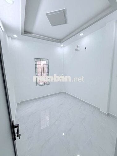 35m2, Nhà Mới Hoàn Thiện 2 Tầng, 2 PN. Trịnh Đình Thảo, kế Quận 11.