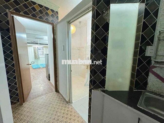 DUPLEX CỬA SỔ - BAN CÔNG GIÁ RẺ QUẬN 3 - KẾ CHỢ HOÀ HƯNG Q10