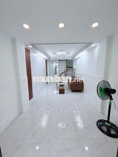 35m2, Nhà Mới Hoàn Thiện 2 Tầng, 2 PN. Trịnh Đình Thảo, kế Quận 11.