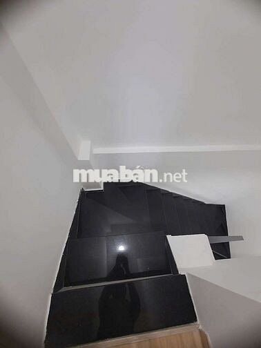 Nhà shr hoàn công Trần Xuân Soạn ban công Tân Hưng Quận 7