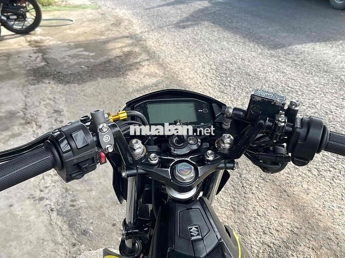 Suzuki f150 xe rin máy rin mâm kiểng