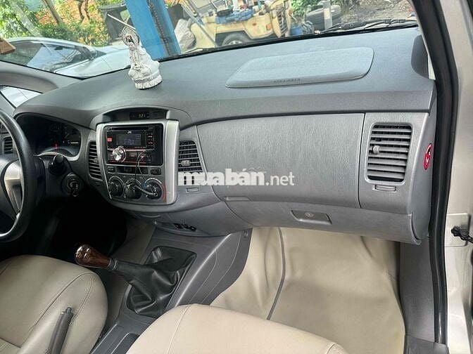 Toyota Innova 2013 E - 72000 km