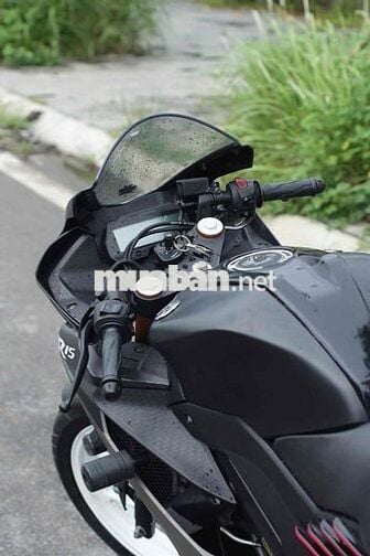 R15, 2020, mới keng, giá 30tr, hỗ trơn trả góp 0đ