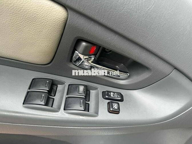 Toyota Innova 2013 E - 72000 km