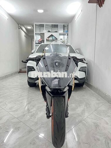 KTM 390