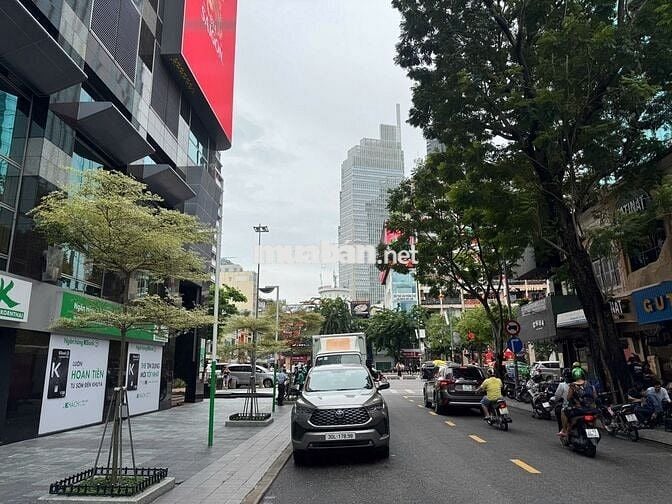 CHO THUÊ MT KHU PHỐ ĐI BỘ NGUYỄN HUỆ QUẬN 1 - NGAY BÃI XE ĐÔNG ĐÚC