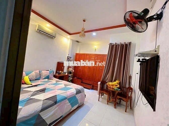 Bán nhà full nội thất; 60mv; 2tầng; Kề Nguyễn Thị Thập; Quận7; 3.xx tỷ